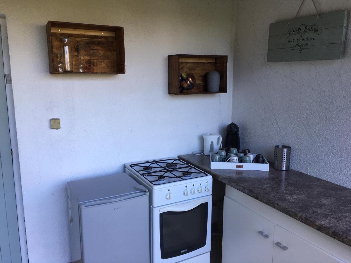 Charming 2-Bed Cabin In Domfront-En-Poiraie Perrou Экстерьер фото